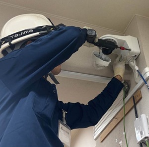 2025 10 15 13 36 35 000